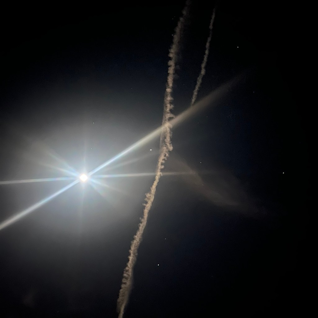 IT 16: Lips Of An Angel&nbsp;(Hinder)